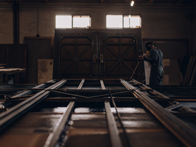4-best-practices-for-effective-industrial-door-repairs