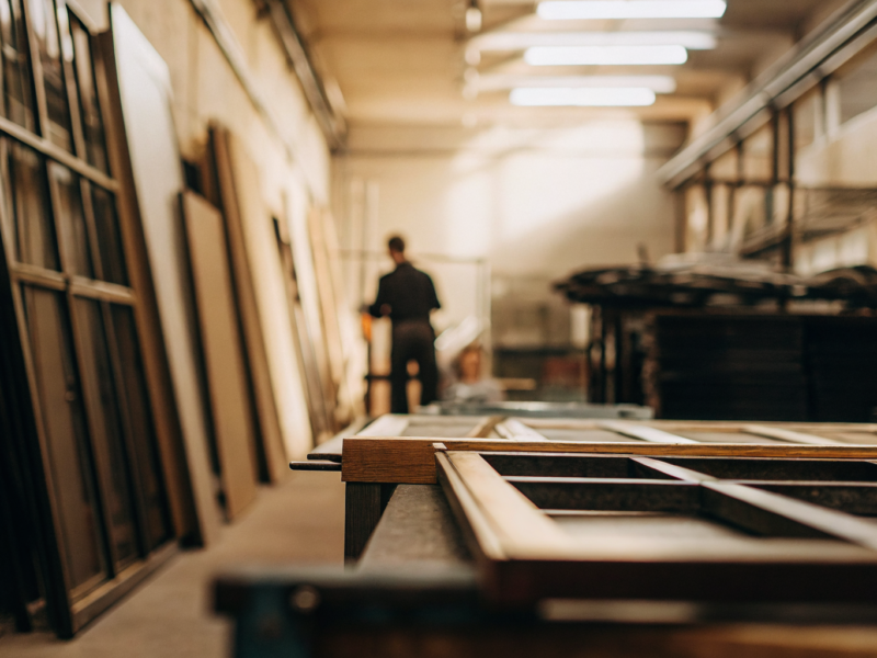 master-door-handing-steps-for-midsize-contractors-to-succeed