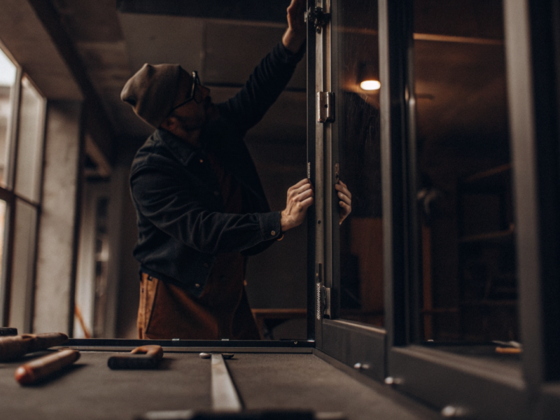 master-glass-door-adjustment-step-by-step-guide-for-contractors